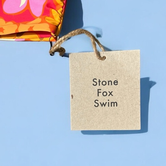 🌻NEW w.tags REVOLVE Stone Fox Swim Lei Lei Inez Bikini Top Size XS - Picture 5 of 6